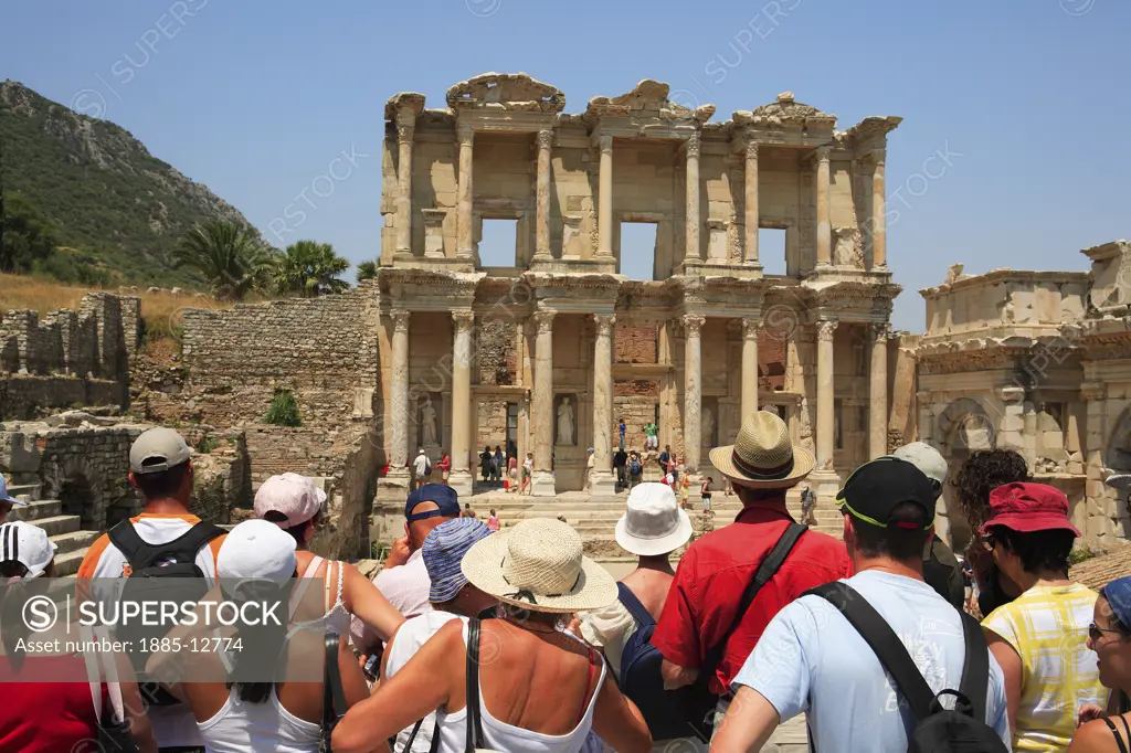 Turkey, Aegean, Ephesus, Tourists at the Library of Celsus 