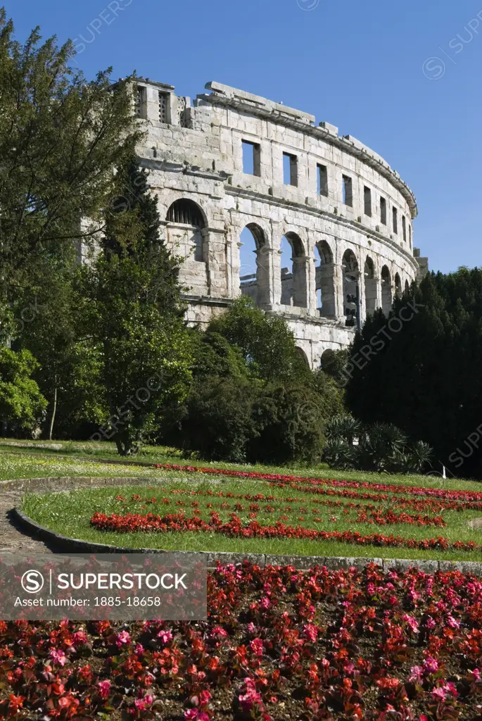 Croatia, Istria, Pula, Roman Amphitheatre - view from garden