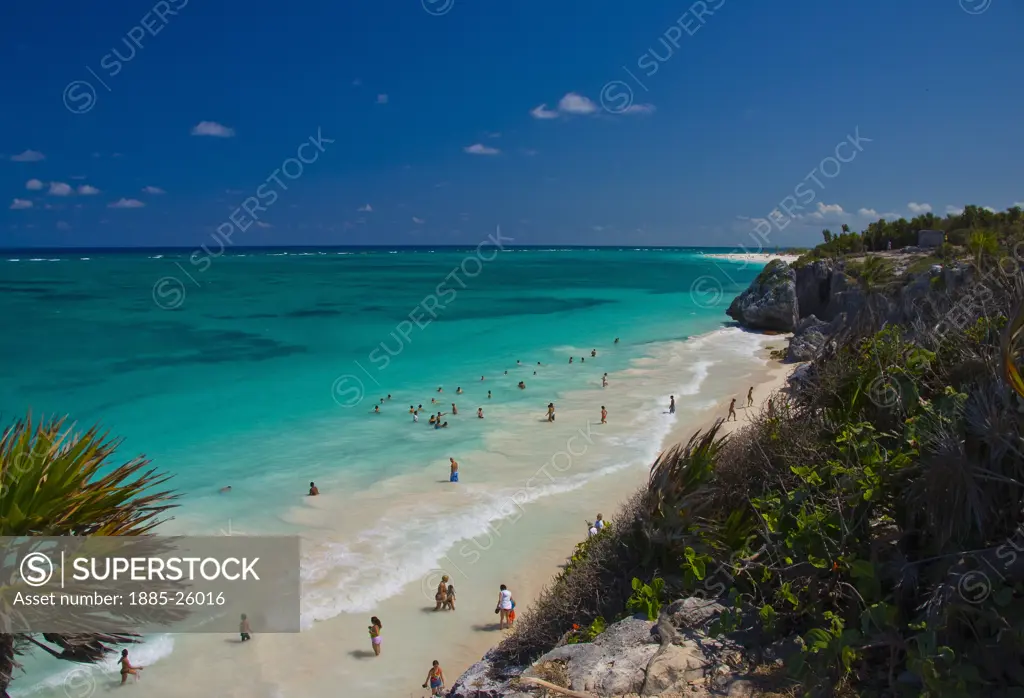 Mexico, Quintana Roo, Tulum, View over the beach at Tulum