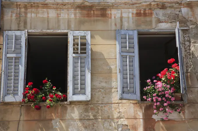 Croatia, Istria, Rovinj, Typical windows