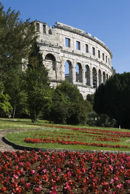 Croatia, Istria, Pula, Roman Amphitheatre - view from garden