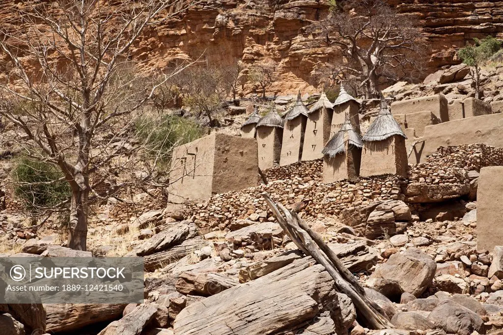 Granaries in Neni, Mali