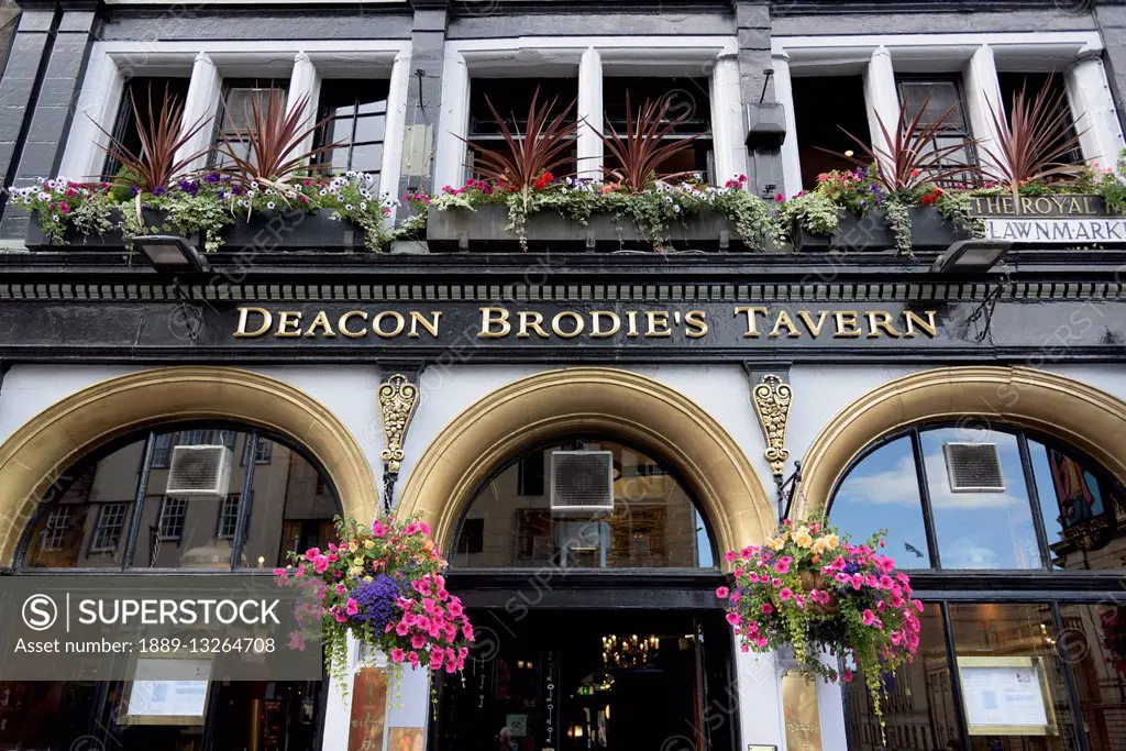 Deacon Brodie s Tavern Edinburgh Scotland SuperStock