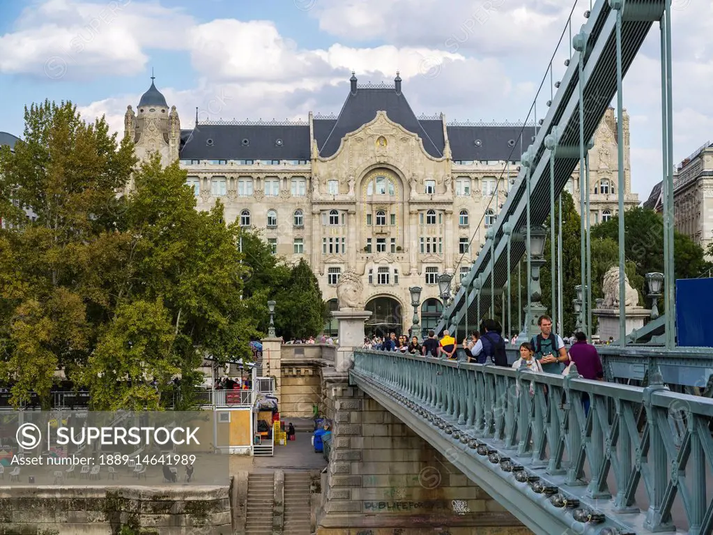 Tourists on the Chain Bridge over the Danube River; Budapest, Budapest, Hungary