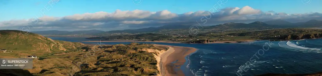 the five finger strand on malin head on the inishowen peninsula, malin head, county donegal, ireland