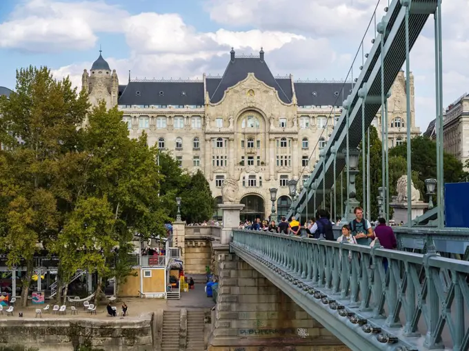 Tourists on the Chain Bridge over the Danube River; Budapest, Budapest, Hungary