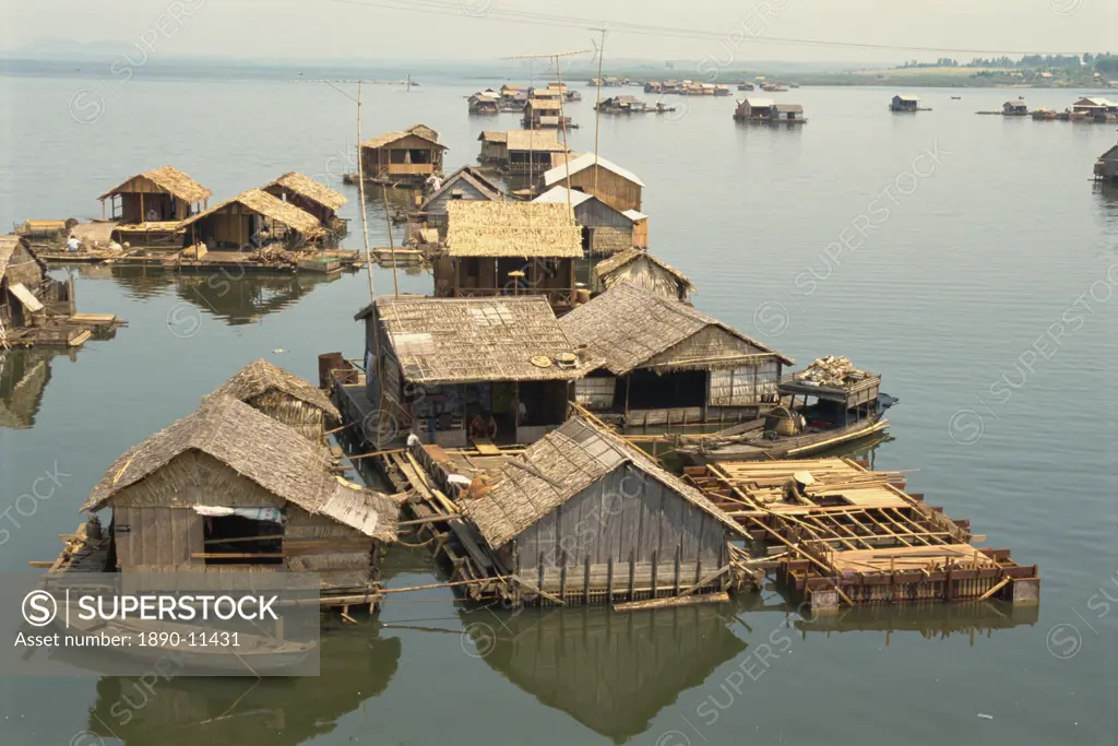 Houses in the fishing village of Langa in south Vietnam, Indochina, Southeast Asia, Asia