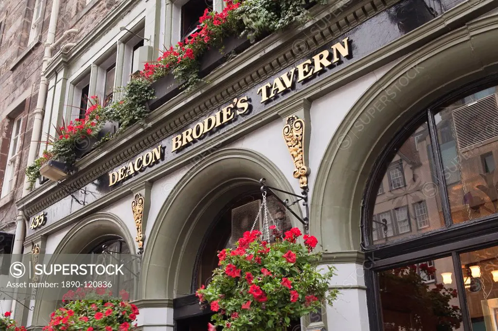 Deacon Brodie s Tavern Royal Mile Old Town Edinburgh Scotland