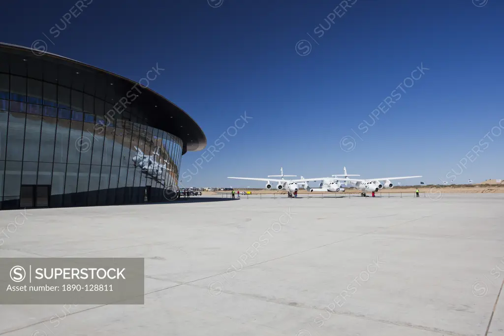 Virgin Galactic´s White Knight 2 with Spaceship 2 on the runway at the Virgin Galactic Gateway spaceport, Upham, New Mexico, United States of America,...