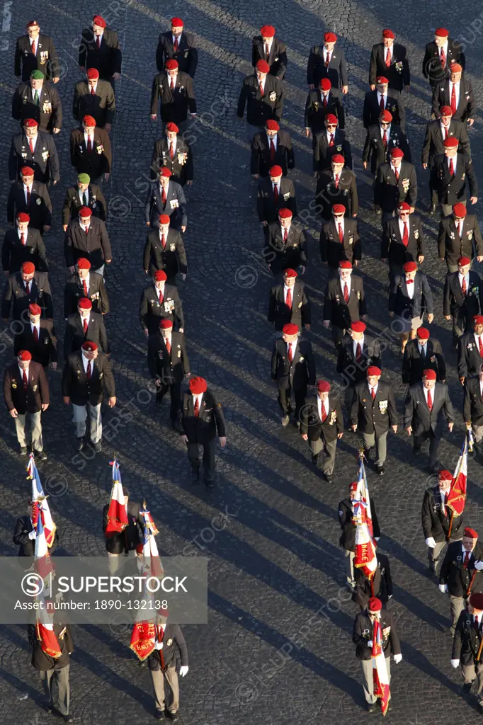 War veterans marching to the Arc de Triomphe, Paris, France, Europe