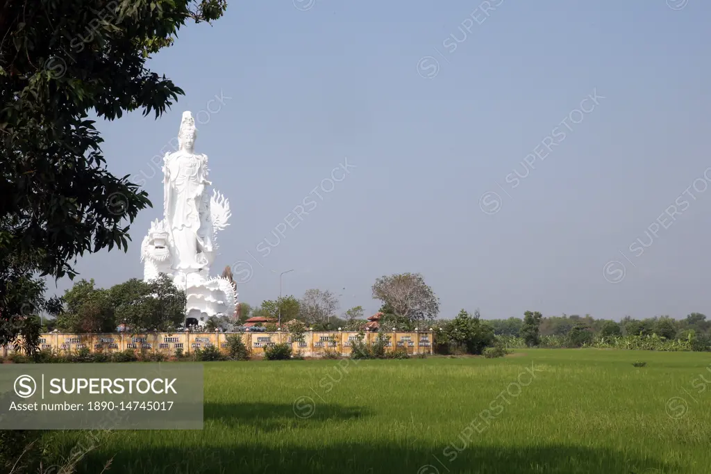 Statue of Quan Am, Bodhisattva of Compassion (Goddess of Mercy), Chua Thien Lam Go Buddhist Pagoda, Tay Ninh, Vietnam, Indochina, Southeast Asia, Asia