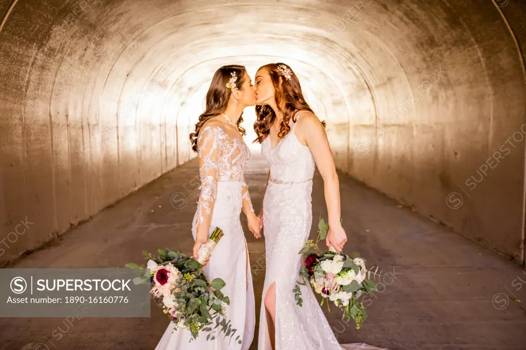 Brides first look pre-wedding ceremony, Corona, California, United States of America, North America