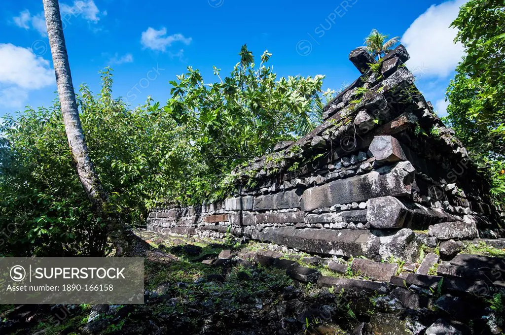 Ruined city of Nan Madol, Pohnpei (Ponape), Federated States of Micronesia, Caroline Islands, Central Pacific, Pacific