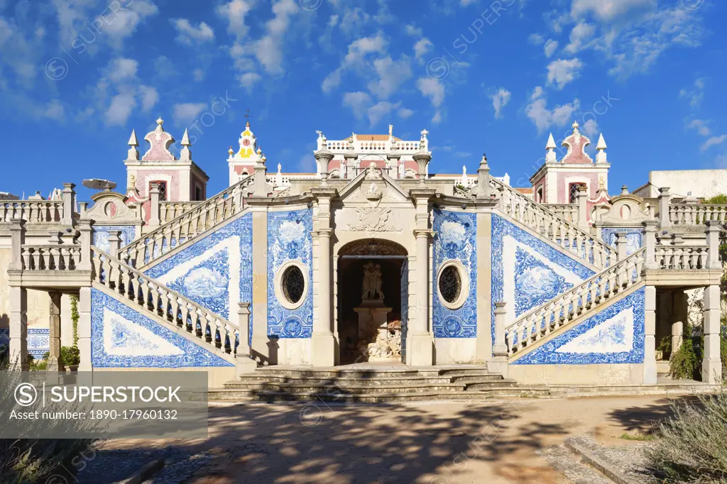 Staircase and azulejos, Estoi Palace garden, Estoi, Loule, Faro district, Algarve, Portugal, Europe