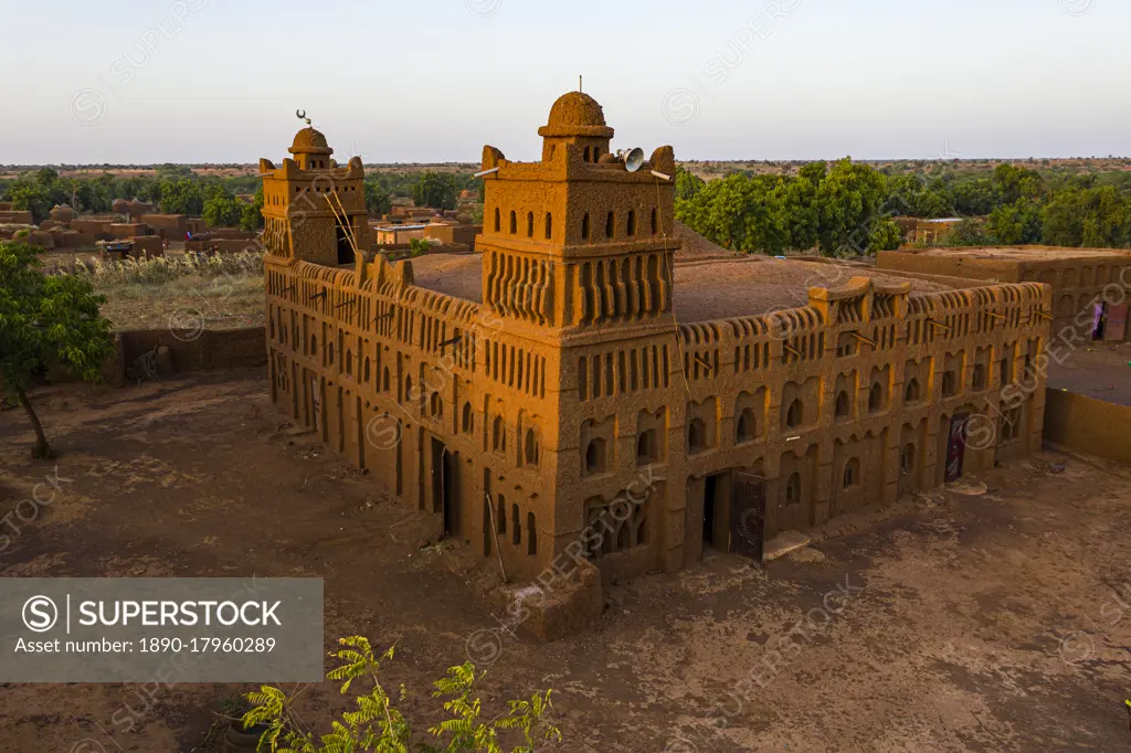 Aerial of the Sudano-Sahelian architectural style mosque in Yamma, Sahel, Niger, Africa