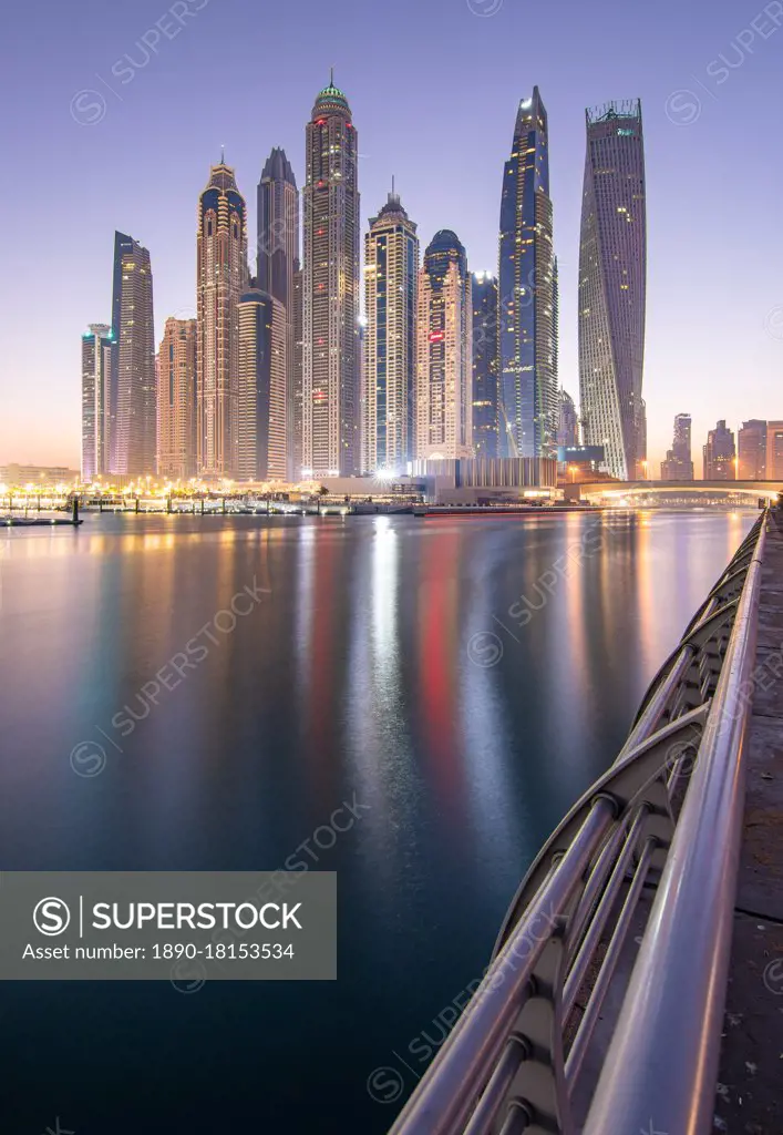 Sunrise in Dubai Marina, Dubai, United Arab Emirates, Middle East