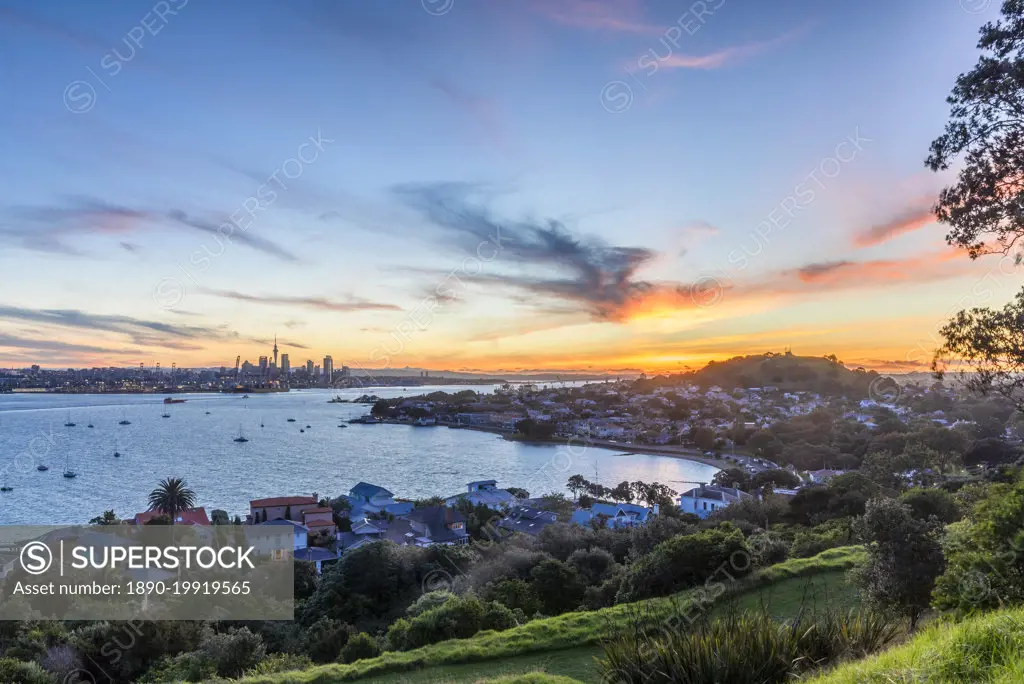 Auckland Skyline at dusk, Auckland, North Island, New Zealand, Pacific