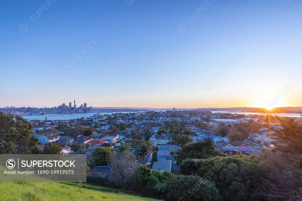 Auckland Skyline at dusk, Auckland, North Island, New Zealand, Pacific