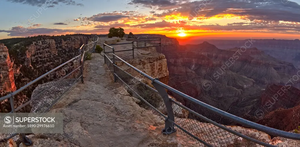 Angels Window Overlook on North Rim of Grand Canyon at sunrise, Grand Canyon National Park, UNESCO World Heritage Site, Arizona, United States of America, North America