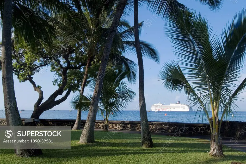 Beach with cruise ship off shore, Kailua_Kona, Island of Hawaii Big Island, Hawaii, United States of America, North America