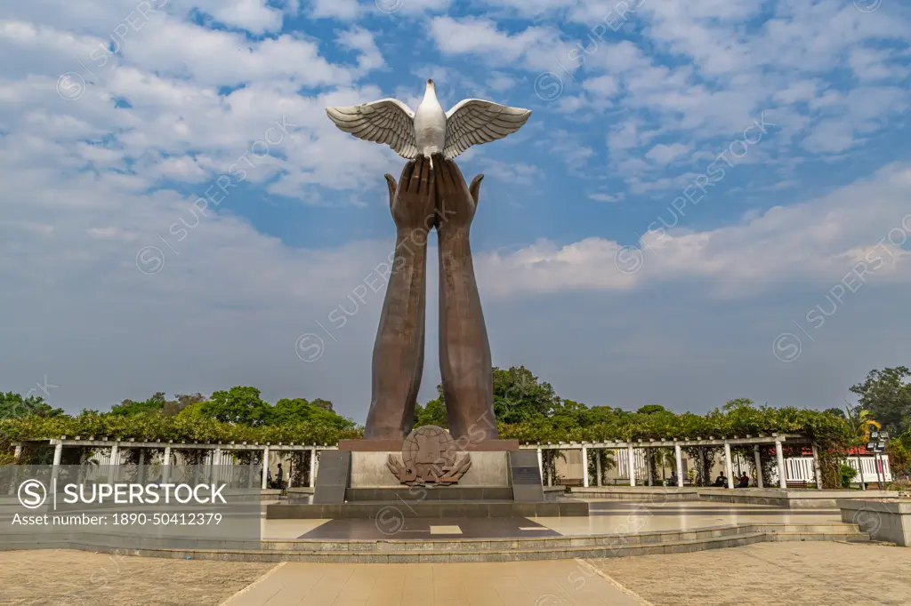 Peace monument, Luena, Moxico, Angola, Africa - SuperStock