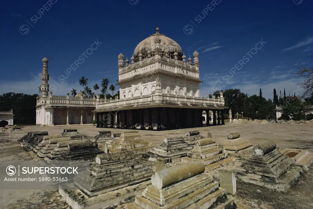 Tipu Sultan´s tomb, Mysore, Karnataka state, India, Asia