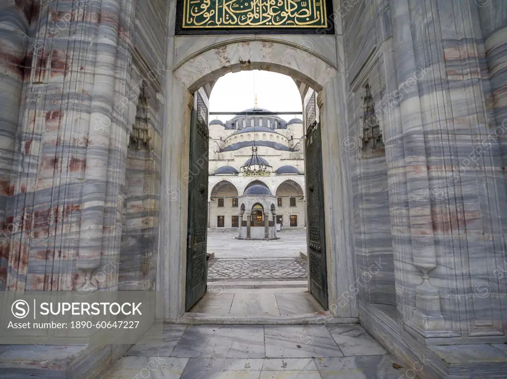 Main gate of Sultanahmet Camii (Blue Mosque), UNESCO World Heritage Site, Istanbul, Turkey, Europe