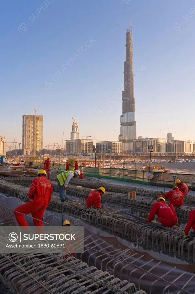 Construction of the Burj Dubai Dubai Tower Building, Downtown Dubai, Dubai, United Arab Emirates, Middle East