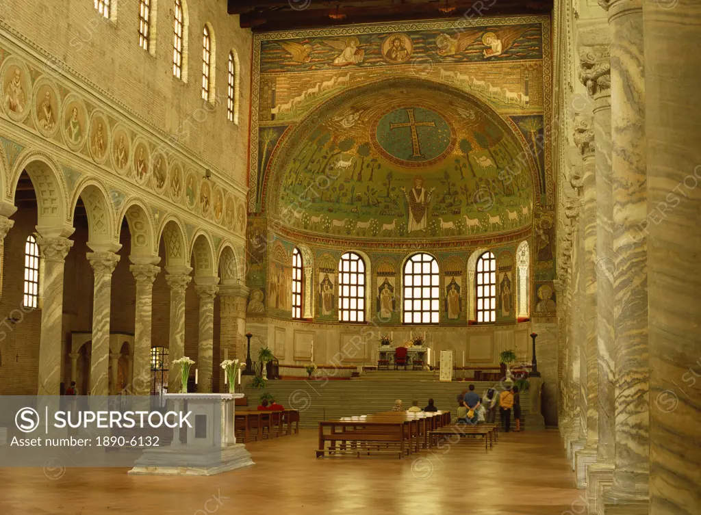 The apse of Sant´Apollinare in Classe, dating from the 6th century, with mosaics showing the transfiguration of Christ and Bishop Apollinare at prayer...