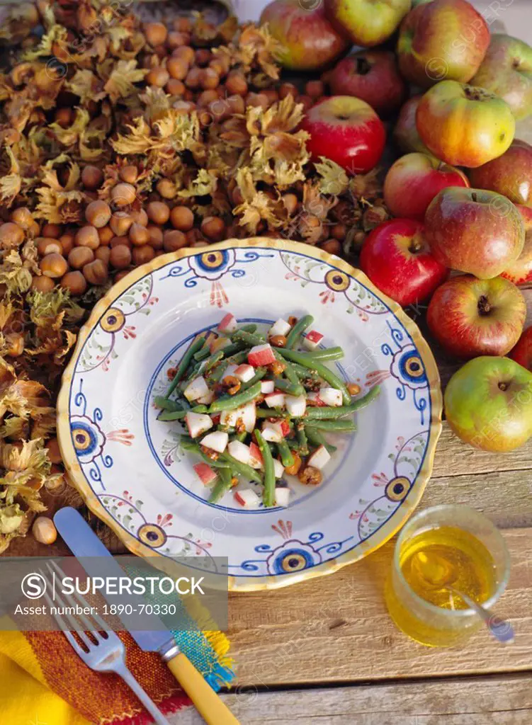 French bean and apple salad with toasted hazelnuts