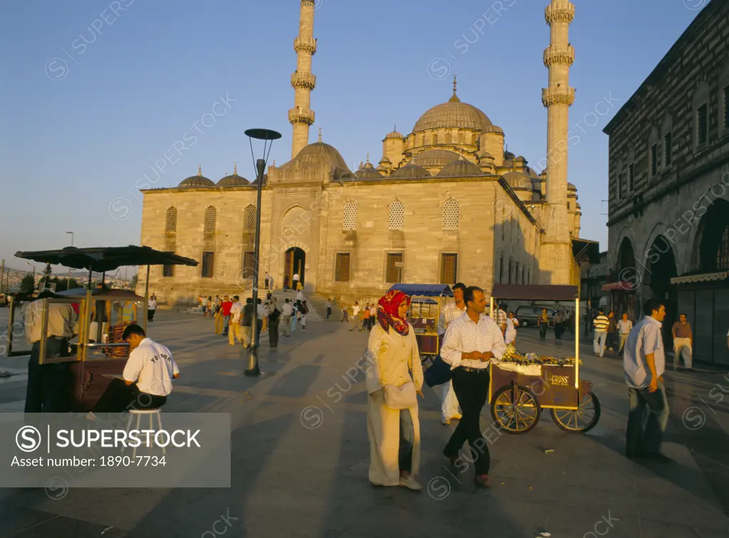 The new mosque and square, Istanbul, Turkey, Europe