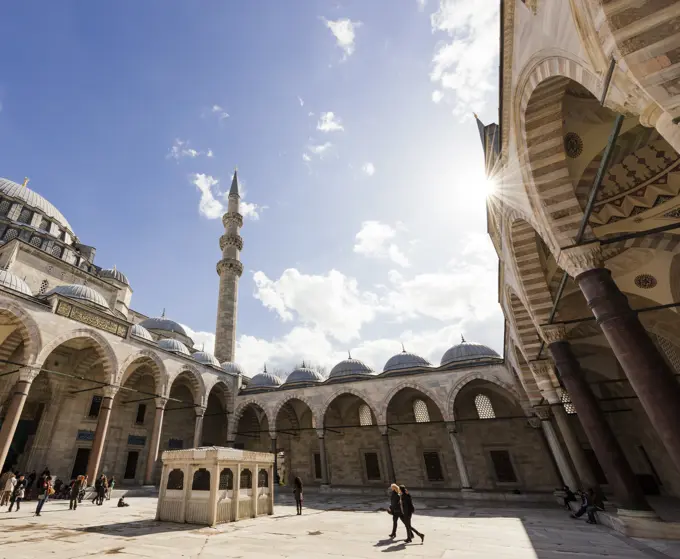 Exterior of Suleymaniye Mosque, UNESCO World Heritage Site, Istanbul, Turkey, Europe