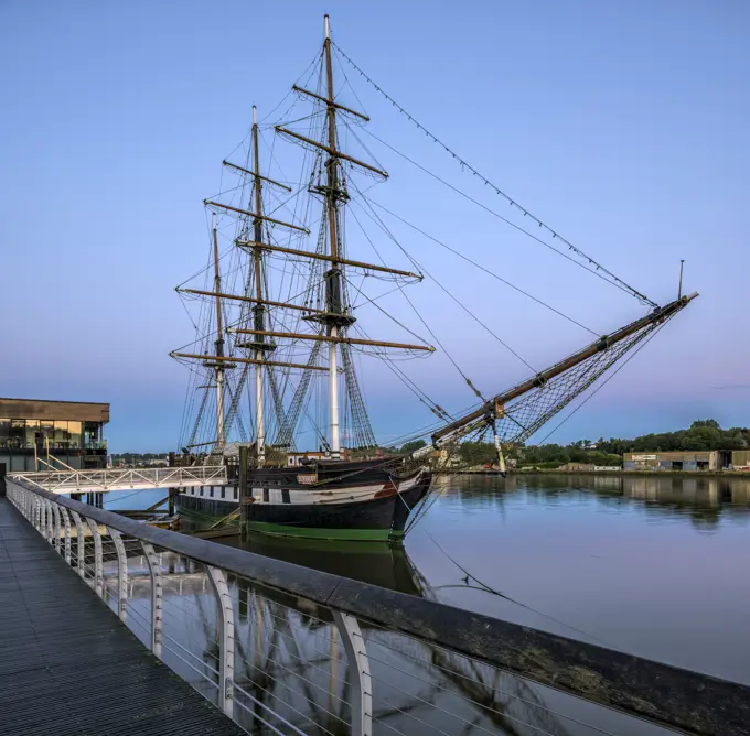 Dunbrody Famine Ship, County Wexford, Leinster, Republic of Ireland, Europe