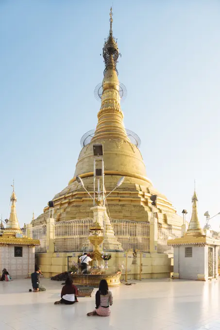 Dawn at Botahtaung Pagoda, Yangon (Rangoon), Myanmar (Burma), Asia