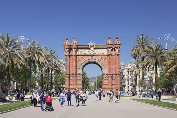 Arc de Triomf, by architect Josep Vilaseca i Casanovas, Barcelona, Catalonia, Spain, Europe