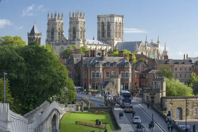 York Minster, Lendal Bridge and York's Bar Walls, York, Yorkshire, England, United Kingdom, Europe