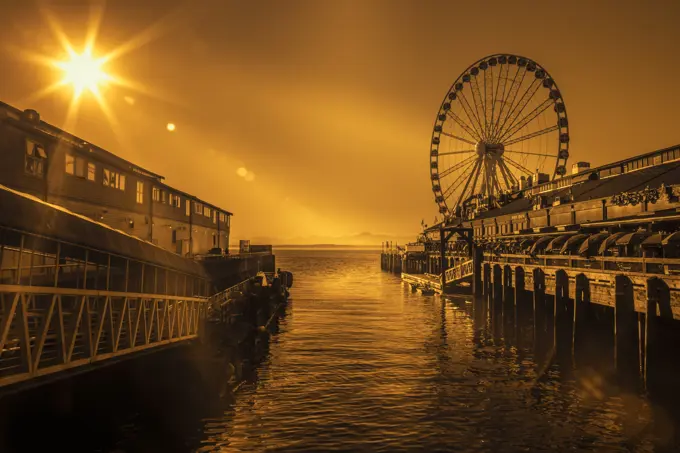 Seattle's Great Ferris Wheel at Pier 57, Seattle, Washington State, United States of America, North America