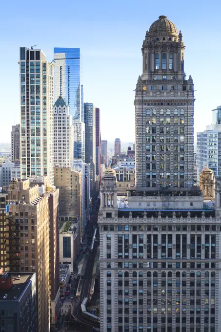 Looking down South Wabash Avenue in the Loop, the Jewelers Building in the foreground, Chicago, Illinois, United States of America, North America