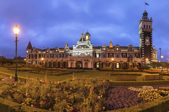 Dunedin station, Architect George Alexander Troup, Dunedin, Otago, South Island, New Zealand, Pacific