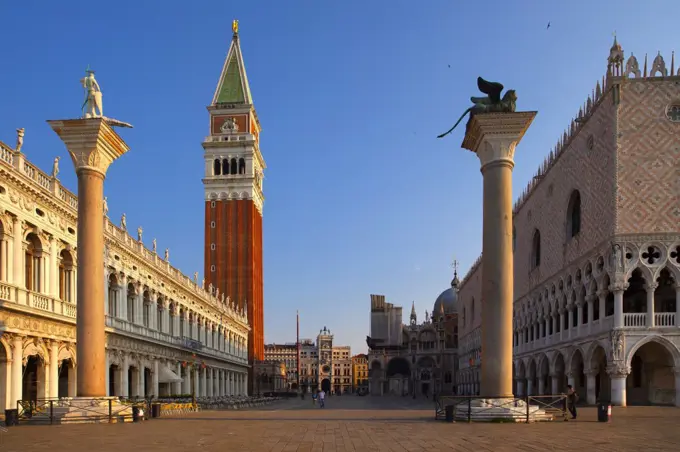 Piazza San Marco, Venezia (Venice), UNESCO World Heritage Site, Veneto, Italy, Europe