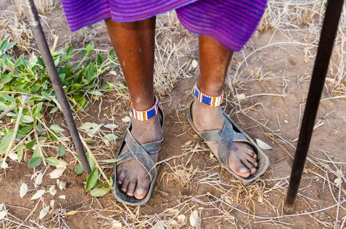 Maasai in the bush, detail of feet and Maasai sandals, Mwatate, Lualenyi Ranch, Kenya, East Africa, Africa