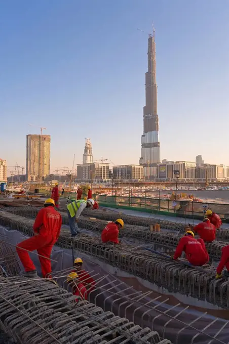 Construction of the Burj Dubai Dubai Tower Building, Downtown Dubai, Dubai, United Arab Emirates, Middle East