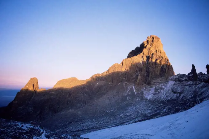 Sunrise on Batian, the highest peak on Mount Kenya, 5199m, Kenya, East Africa, Africa