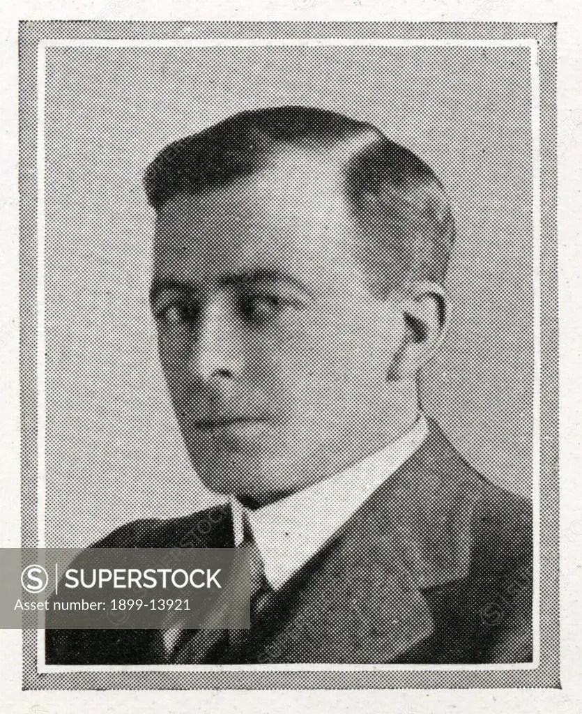 Christopher Head. Christopher Head, former mayor of Chelsea and passenger on Titanic. Mr Christopher Head, 42, was born 25 December 1869. From 1909 to 1911 he was mayor of Chelsea. During this time he associated himself closely with the artistic life of the borough, and took a leading part in the discussions at the Mansion House on the King Edward Memorial. He boarded the Titanic at Southampton as a first class passenger (ticket number 113038, £42 10s). He occupied cabin B-11. Head died in the s