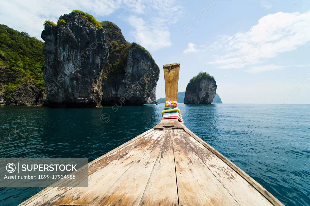 Long Tail Boat Trip at Koh Phi Phi, South Thailand, Southeast Asia