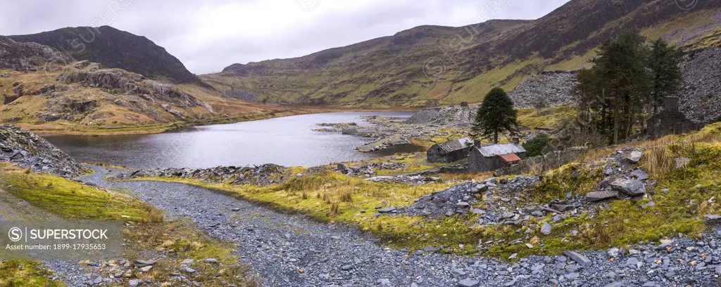 Cwmorthin Quarry and Cwmorthin Lake, a disused quarry at Tanygrisiau, Vale of Ffestiniog, Gwynedd, North Wales, Wales, United Kingdom, Europe