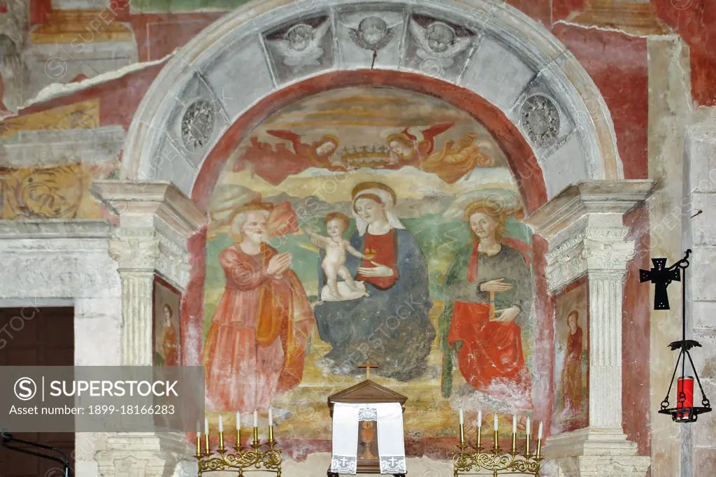 Church St. Just. Fresco. Bazzano. L'Aquila. Abruzzo. Italy. Europe. (Photo by: Mauro Flamini/REDA&CO/UIG)