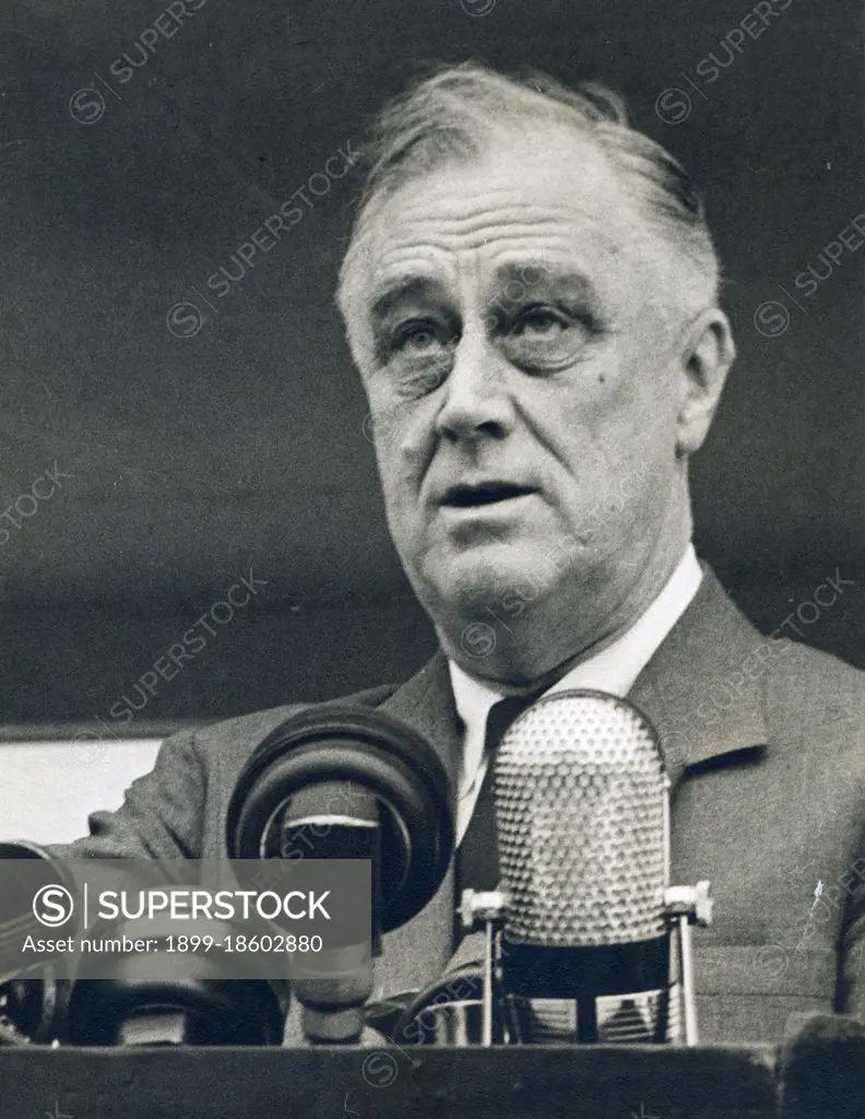 FDR speaking at the dedication of the Jefferson Memorial, April 13, 1943. Photo: Abbie Rowe