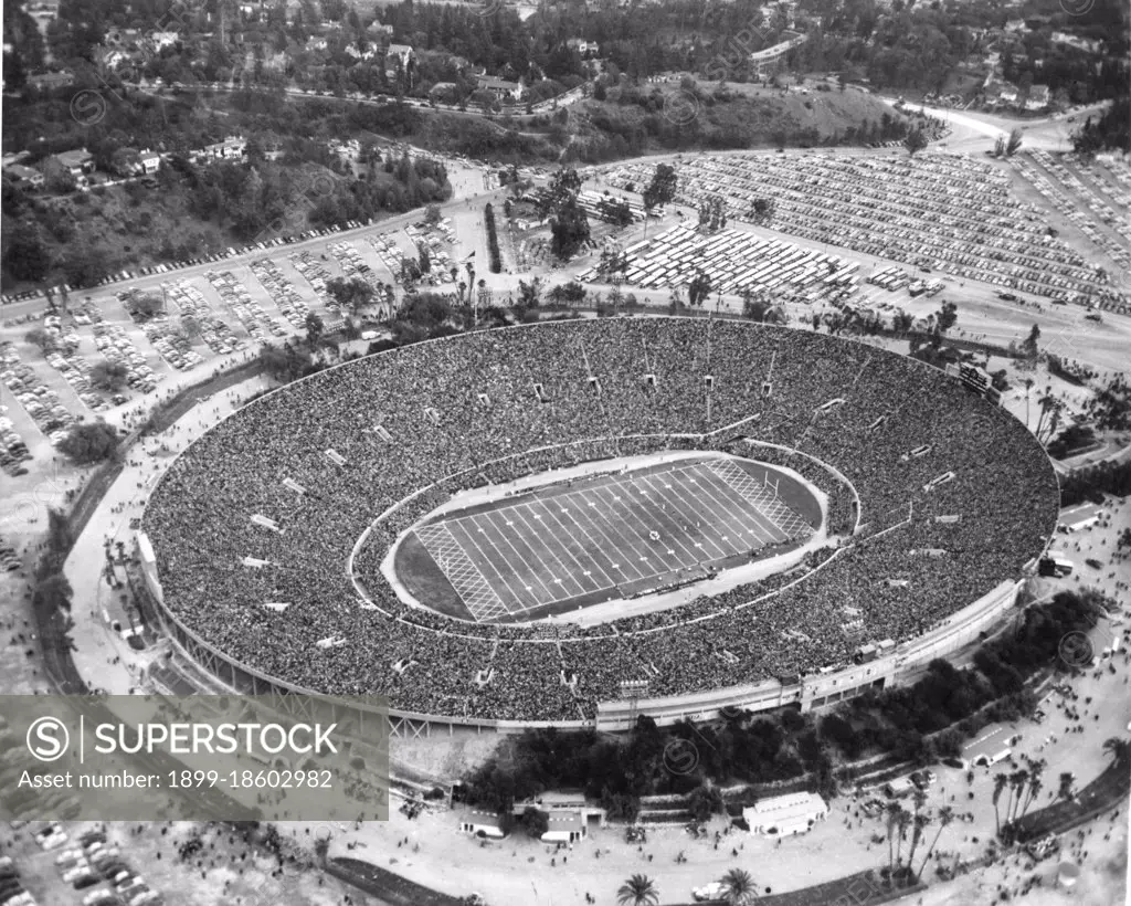 Aerial view of the Rose Bowl during the 36th annual Rose Bowl Game, where more than 103,000 fans watched Ohio State University defeat the University of California 17-14, Pasadena, CA, 01/04/1950. (Photo by US Army Air Corps/GG Vintage Images)