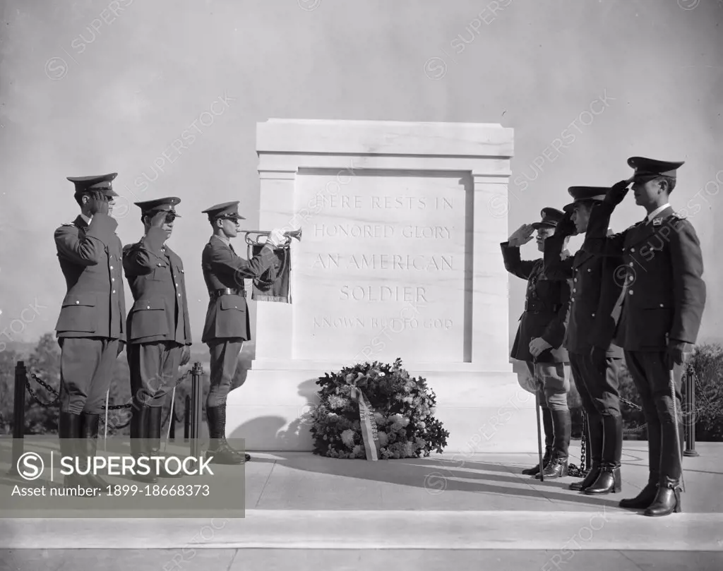 Taps being played at the Tomb of the Unknown Soldier circa 1938 .